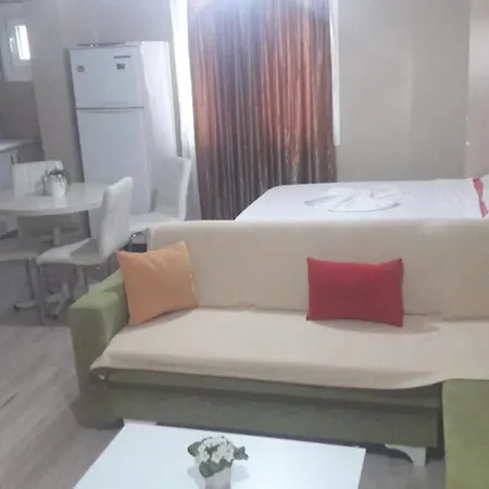 Gezkonakla Kadikoyde Iki Bir Salon Apartahotel Estambul
