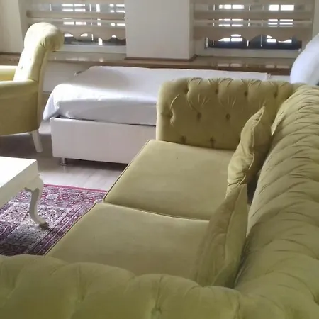Aparthotel Gezkonakla Kadikoyde Iki Bir Salon *