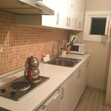 Gezkonakla Kadikoyde Iki Bir Salon Aparthotel Istanbul