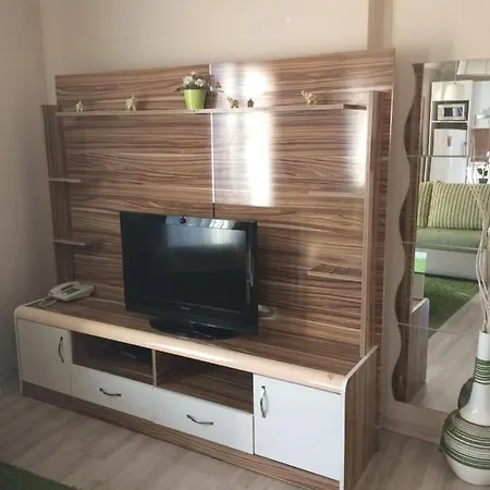 Gezkonakla Kadikoyde Iki Bir Salon Istanbul